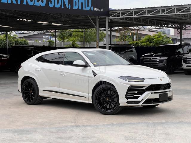 2022 Lamborghini URUS 4.0 - 1