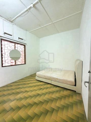 Taman Abad Maman Single Storey 6 Bed No furniture Ciq 1