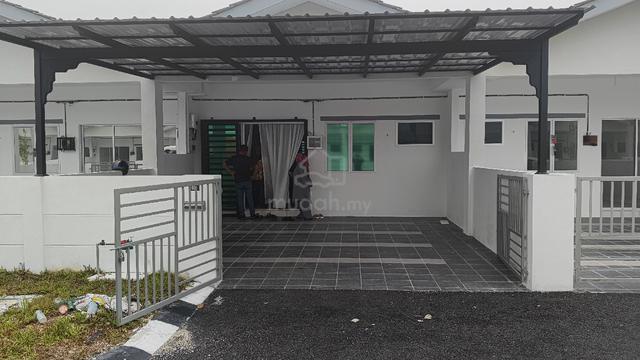 Landed House Single Storey 3B2R 1