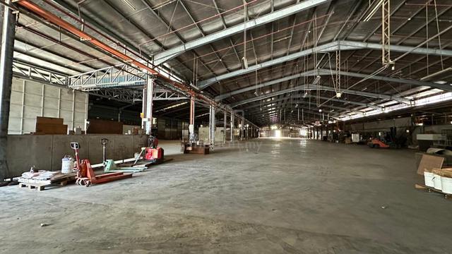 2,000 Amps DETACHED FACTORY 131,784sf Butterworth 3-STOREY OFFICE 1