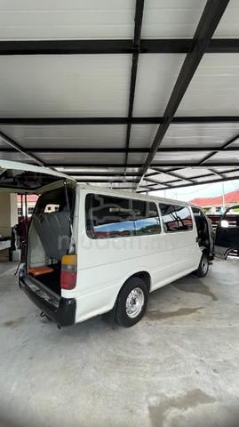 1996 Toyota HIACE 2.8 LH-113R (M) - 2