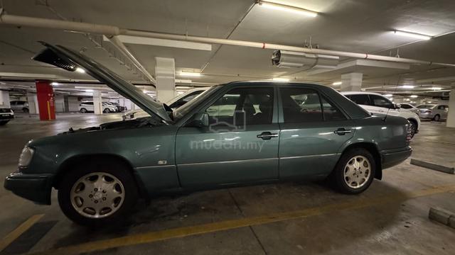1993 Mercedes Benz 200E 2.0 W124 (A) - 5