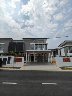 Melaka Bemban Leasehold Semi-Detached House For Sale 1