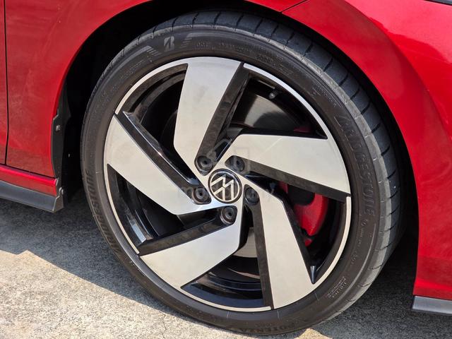 2025 Volkswagen GOLF GTI MK8.5 #22k KM #U/WTY 2030 - 4