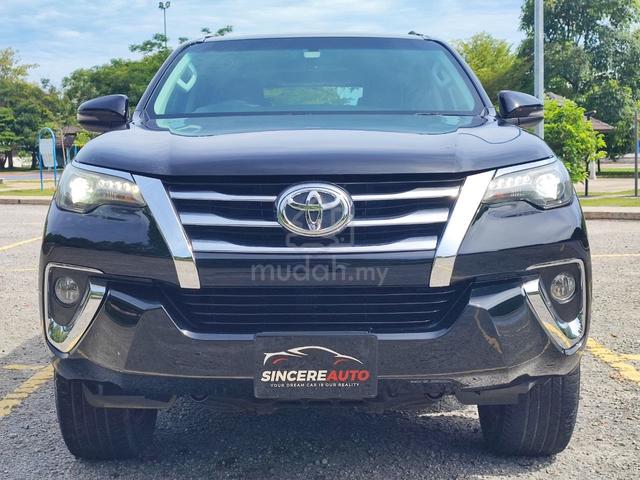 Toyota FORTUNER 2.7 SRZ F.S/RECORD 360/CAM P/BOOT - 4