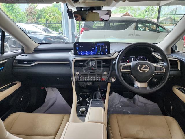 2021 Lexus RX300 2.0 F SPORT / VERSION L / BASE GR - 3