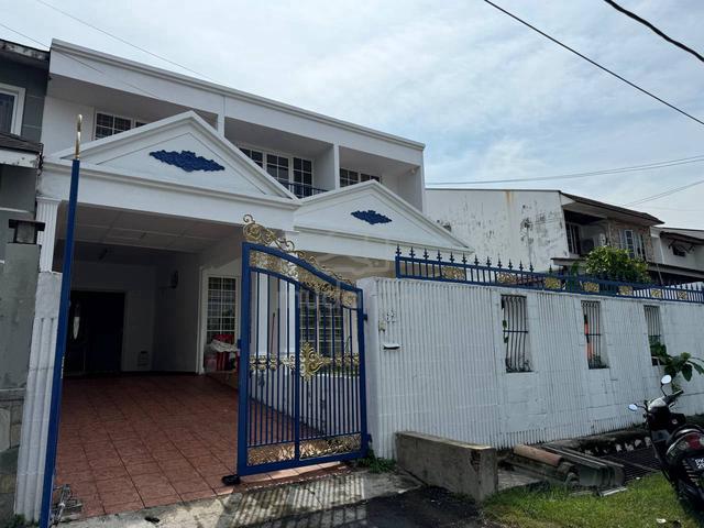 NEAR MASJID AL-HIDAYAH | 2 Storey Semi-D Jalan K Taman Melawati KL 1
