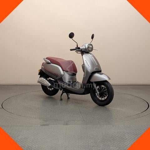2025 Benelli Panarea 125 - HQ - photo 8 of 10