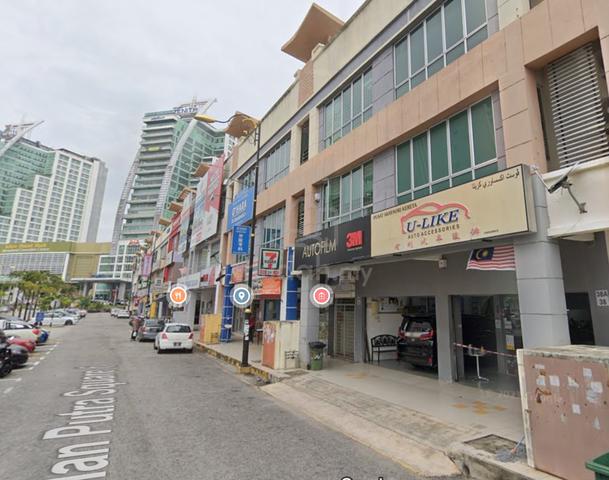 Upstairs Unit: 1st & 2nd Floor Unit @ Jalan Putra Square, Kuantan 2