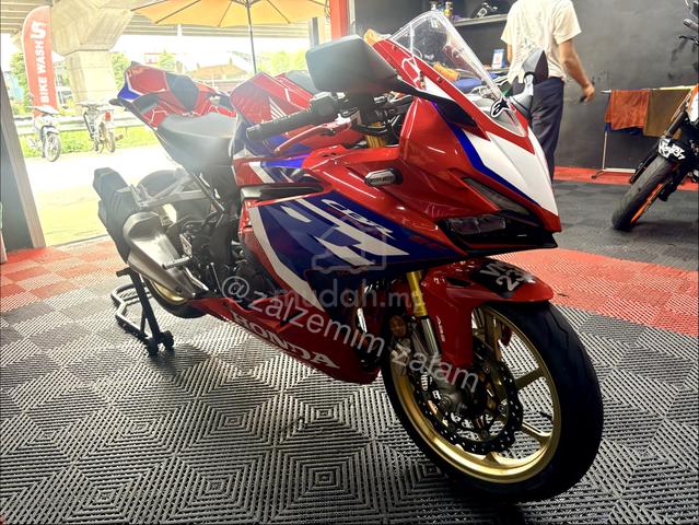 CBR250RR SP V2 Trico Edition - photo 3 of 7