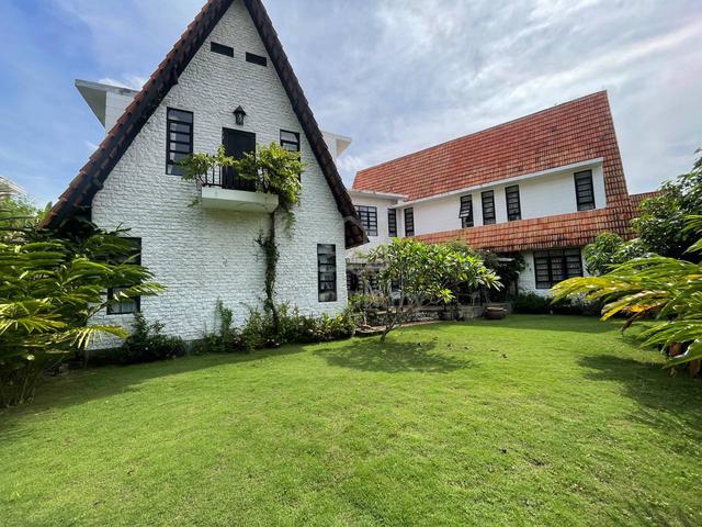 CANTIK 10559sqft 🔥 2 Storey Bungalow Seksyen 7 Shah Alam 1
