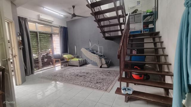 2 Sty House for Sale at Taman  Lestari Putra  4, Sri Kembangan 1