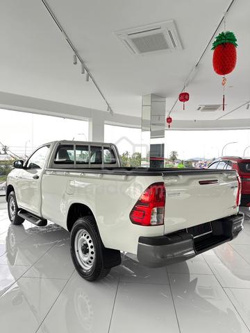 2026 Toyota HILUX 2.4 E MY22 AN120 (M)6speed 4X4 - 5