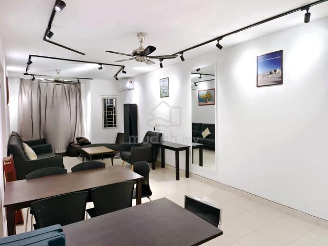 【FULLY FURNISHED】Pangsapuri SERI BAIDURI With BIG SWIMMING POOL 1