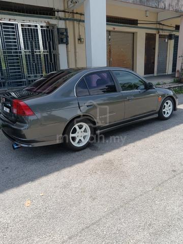 2001 Honda CIVIC 1.7 VTEC (A) - 4