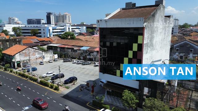 Main Road Commercial Building, 12000sf, Ample Parking, Opposite KOMTAR 1