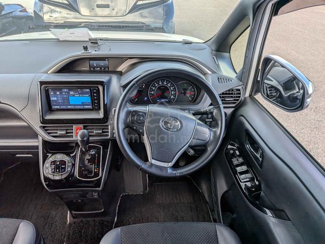 2021 Toyota VOXY 2.0 ZS KIRAMEKI III (A) - 5