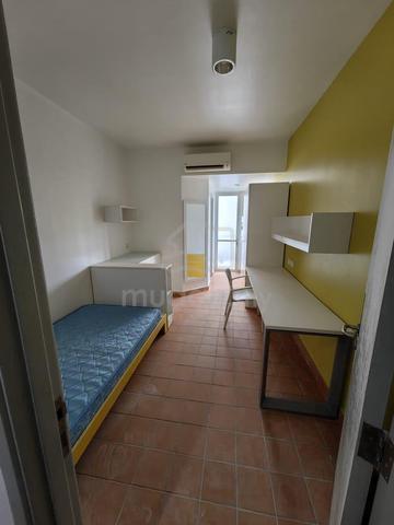 Univillage 1