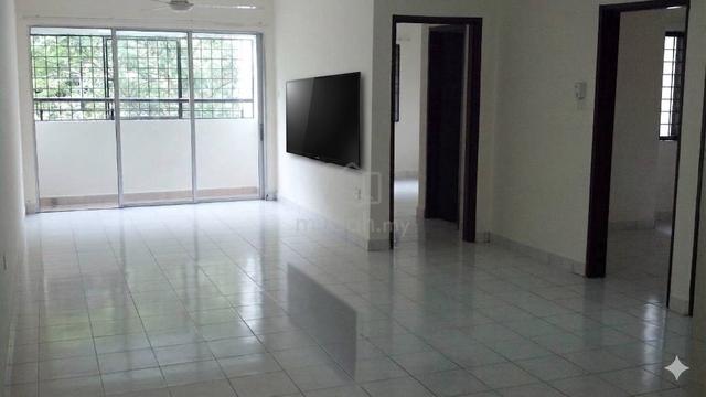 Flora Damansara 1