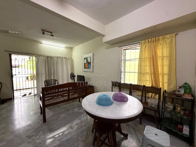 Double Storey Endlot For Sale. Rare Unit!! 1