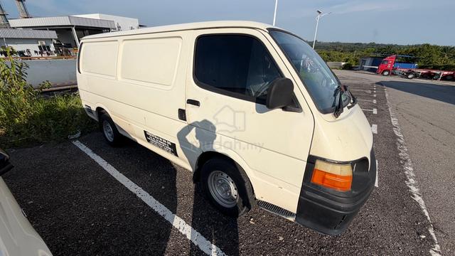2001 Toyota HIACE 3.0 (M) - 5