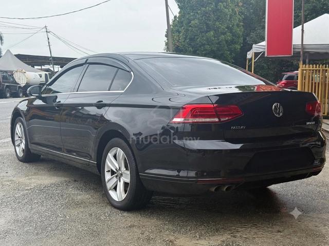 2018 Volkswagen PASSAT 1.8 TSI CKD (A) LOAN KEDAI - 2