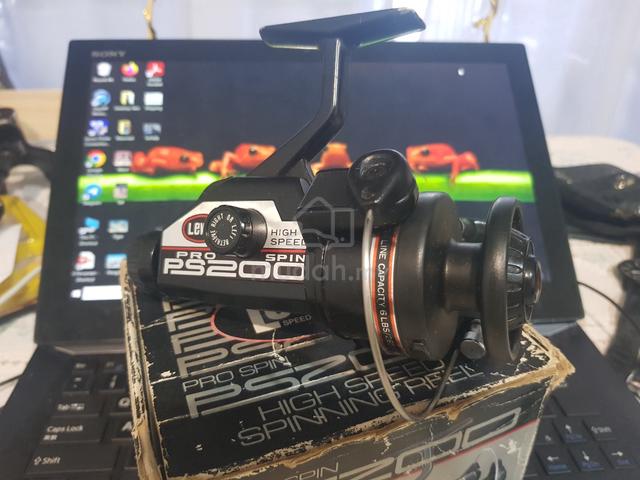 Lew's Pro Spin PS200 Fishing Reel + Spareparts - photo 4 of 6