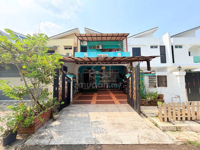 UnbloCk View 2 Storey Taman Pulai Indah 1