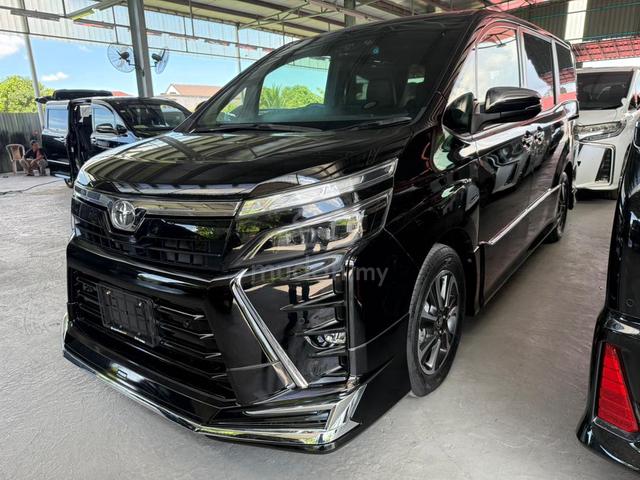 FULLoan VOXY ZS KIRAMEKI 3 MODELISTA 2021 UNREG - 1