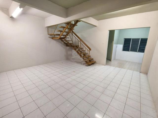 Lep Cheapest 2 Storey Lestari Putra Permai Equine MRT Seri Kembangan 1