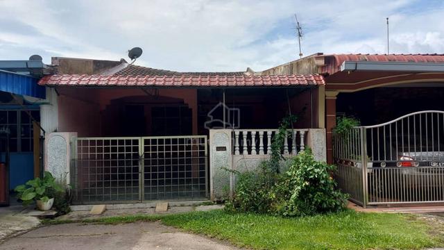 Rumah Teres 1 Tingkat Taman Puteri, Kluang – Fully Renovated 1