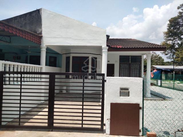 Taman Medan Indah Endlot Facing open with extra Land For Sale 1