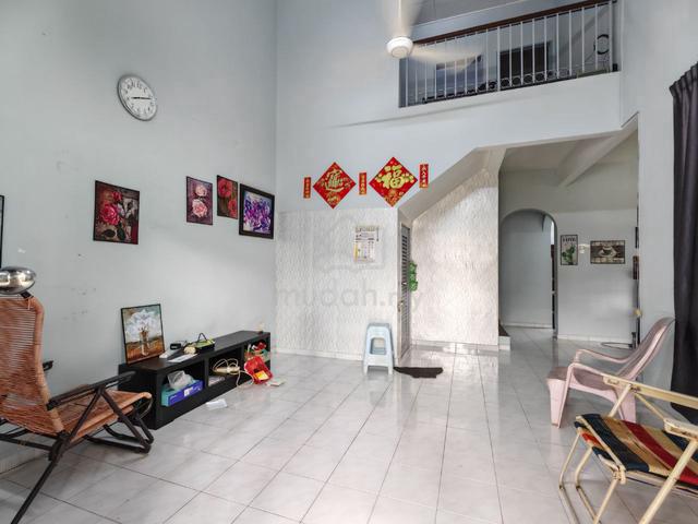 Kulai Bandar Putra 1.5 Storey Superlink House [24'x75'] Full Loan Unit 2