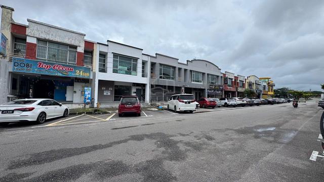 Taman Gaya & Ulu Tiram > Doble Storey Shoplot  💢FOR RENT 1
