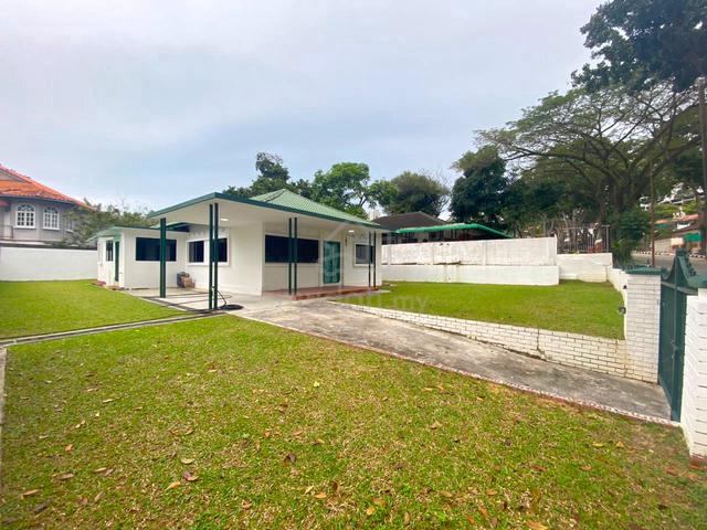 Bungalow, minimally furnished, huge compound, great location! 1
