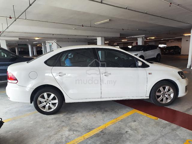 2017 Volkswagen VENTO 1.6 COMFORTLINE (A) - 3