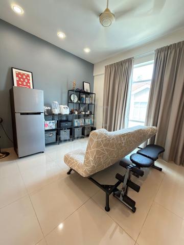 4 storey town house corner Taman Suria vista Paya terubong 1