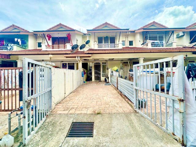 FACING OPEN ! Bayu Parkville Taman Balakong Jaya Seri Kembangan 1