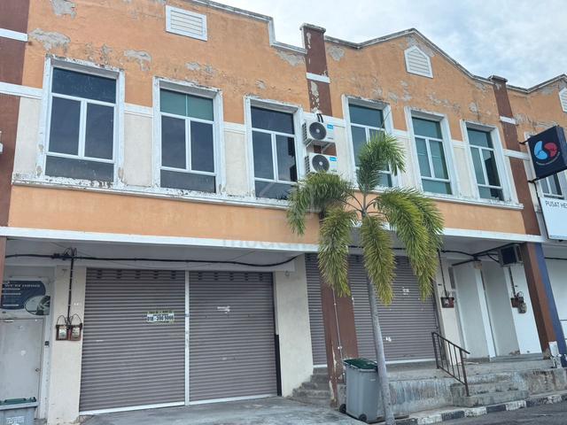 HOT MALAY AREA! Ground Floor Shoplot Bandar Baru Merlimau Politeknik 1