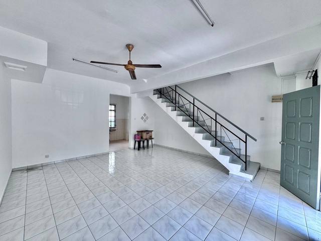 SEKUNTUM, TMN BUKIT DAHLIA, PASIR GUDANG - 2Storey Terrace (FULL LOAN) 1
