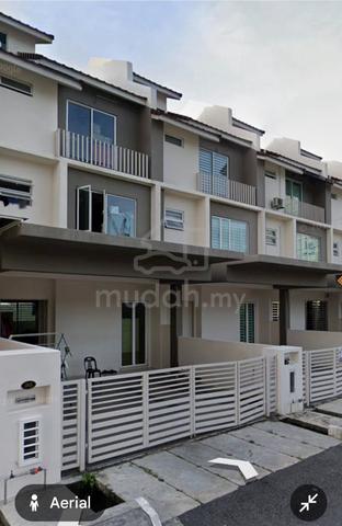 3 storey foreigner workers 1