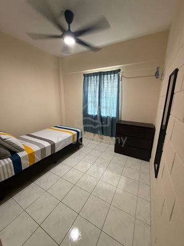Pangsapuri Teratai ,Bukit Subang, Elmina, Denai Alam 1