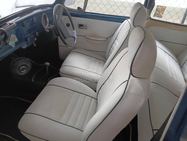 1995 Volkswagen BEETLE 1300 1.3 (M) - 4
