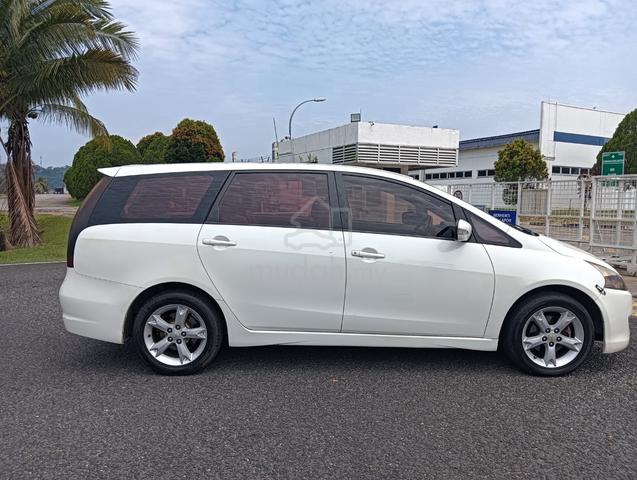 2009 Mitsubishi GRANDIS 2.4 FACELIFT (A) - 4