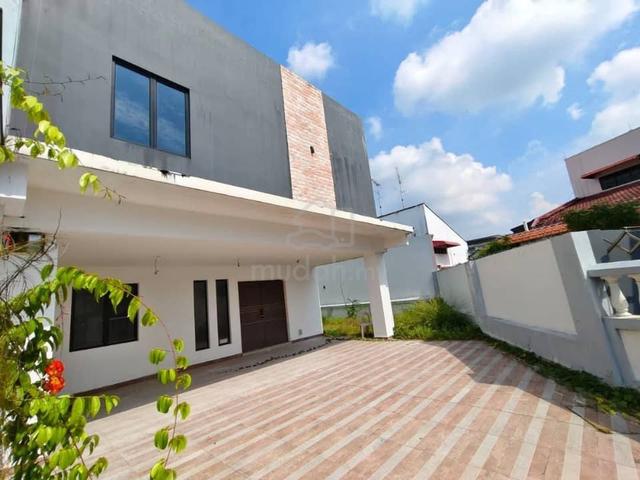 Taman Nong Chik Double Storey Semi Detached 5bed Johor Bahru 1