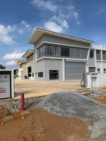 Semi D Factory Senawang | Warehouse | Production 1