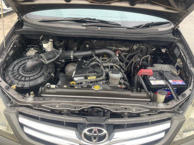 2009 Toyota INNOVA 2.0 G FACELIFT (A) - 5