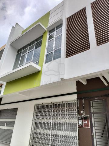 Shop Lot for Rent – Taman Pulai Hijauan 1