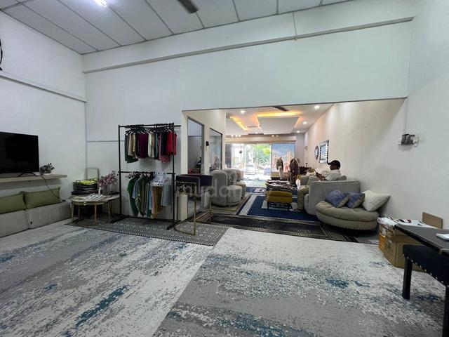 READY MOVE IN Single Storey Shoplot Saujana Utama SU1 1