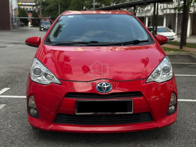 2012 Toyota PRIUS C 1.5 (HYBRID) NHP10R (A) - 3